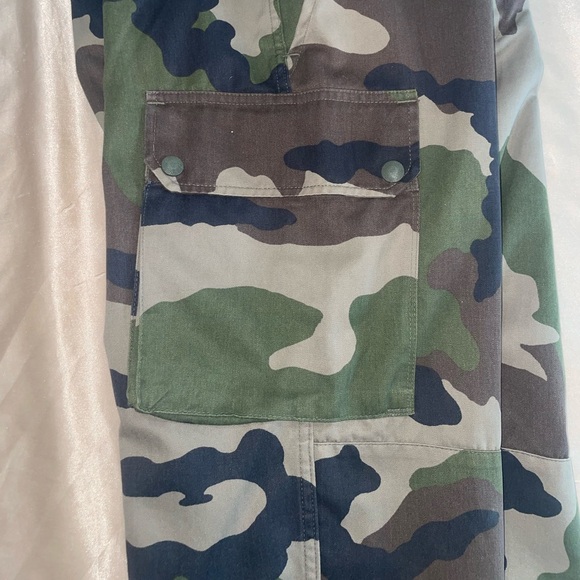 Frankie collective vintage camo pants, excellent condition - Picture 4 of 6